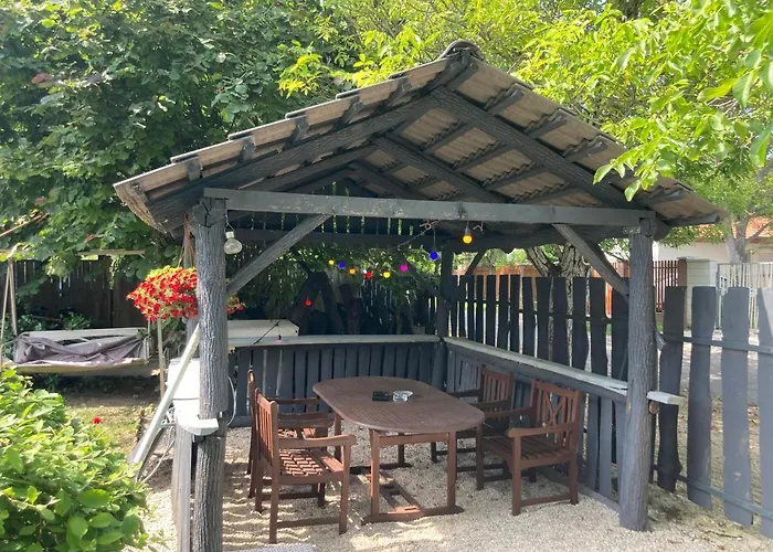 Apartament Pentz House